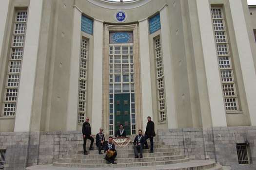 نغمه‌ای سنتی به یاد شهدای سومین جنگ تحمیلی و در محکومیت حملات دشمن امریکایی-صهیونی به مراکز بهداشتی، درمانی، آموزشی، تحقیقاتی و دارویی